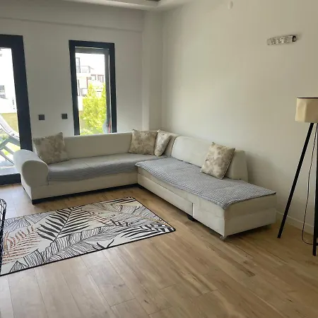 No2 - Mustakil Bahceli Dubleks Ev Villa *